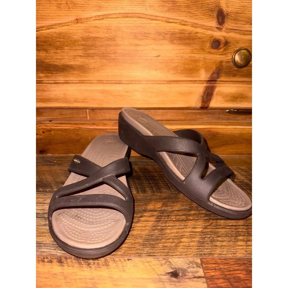 Crocs Women Meleen Cross-Band Wedge Sandals Espresso Brown Size 7 11853